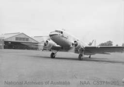 A65-123 DC3 aeroplane taxiing - Queen Elizabeth II insignia on fuselage.jpg
